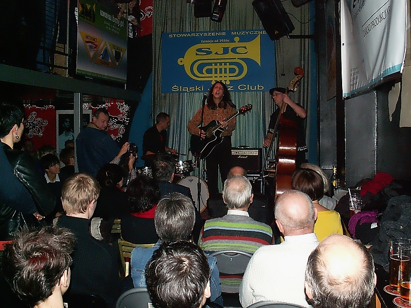 Kajetan Drozd Acoustic Trio w Śląskim Jazz Clubie 27 grudnia 2011